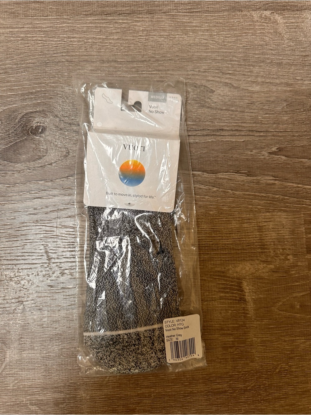 NWT Vuori Unsex No-Show Socks in Heather Gray - Medium